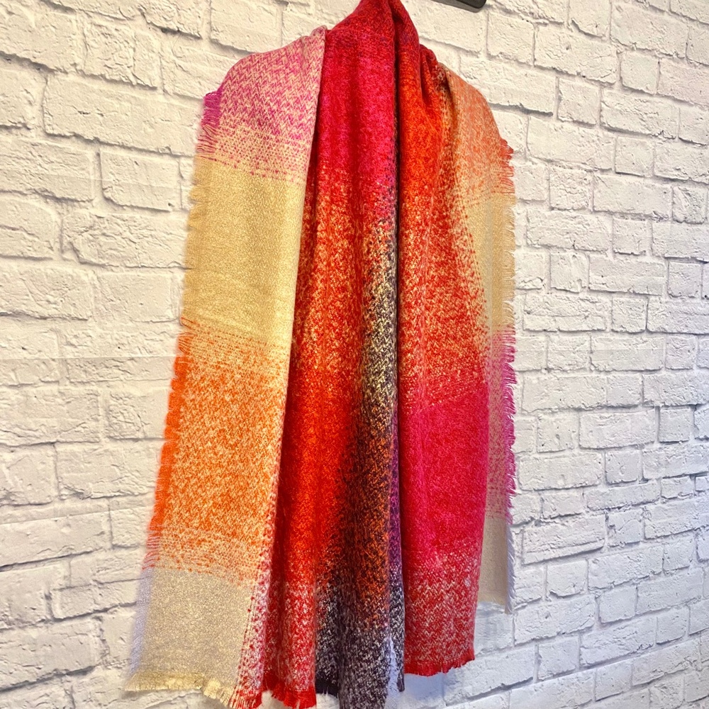 LARGE WRAP/SCARF GORGEOUS COLORS - NWOT